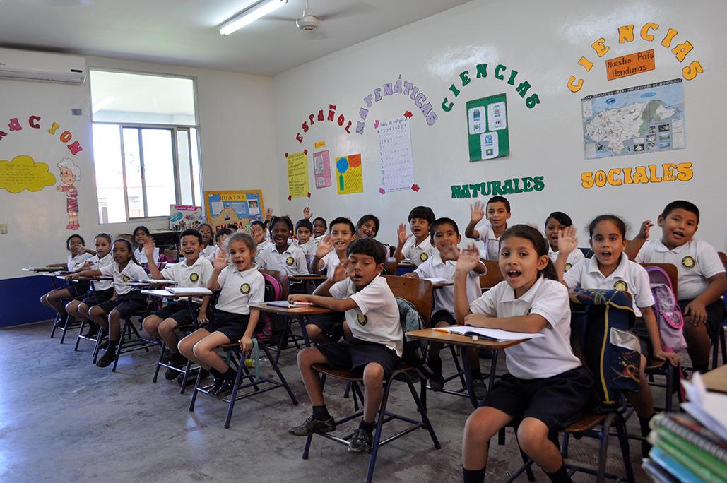 203 Schüler an der Centro Educativo CFF
