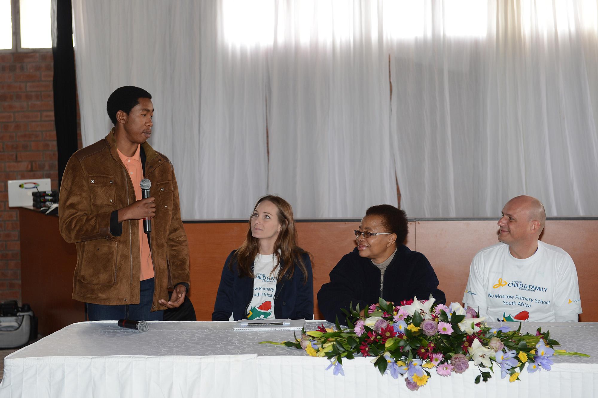 Das neue Projekt in Qunu, Südafrika, wurde feierlich mit der Child & Family Foundation und der Familie Mandela eröffnet. 