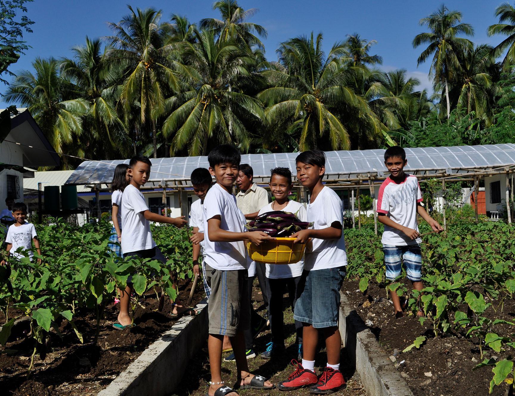 San Roque Elementary School - Health & Nutrition Program - Ein Bildungsprojekt der Child & Family Foundation