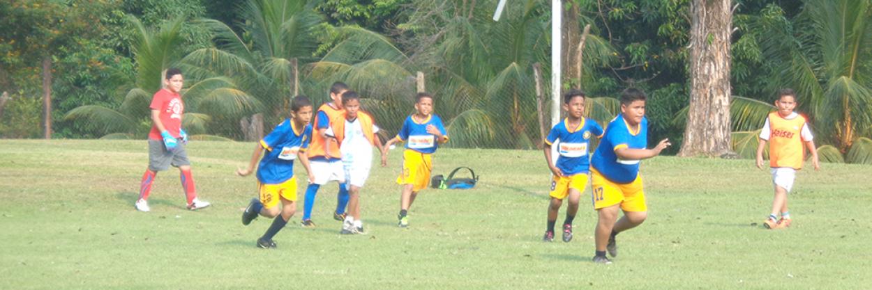 Alles Fußball in der Escuela 